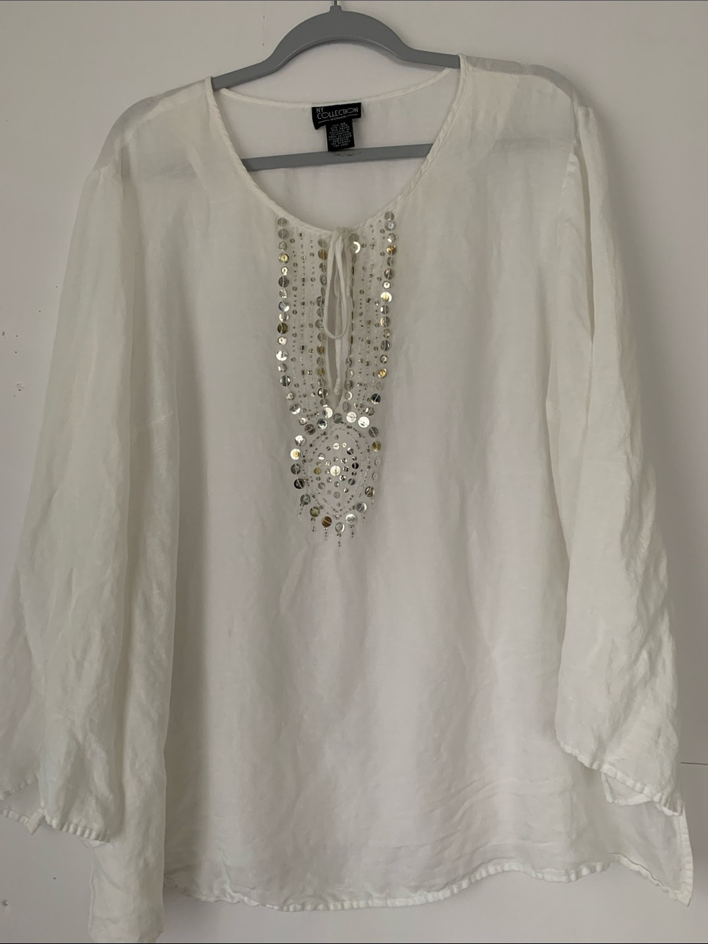 NY Collection White Tunic with Sequin Embellishment Size 3X